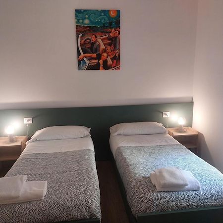 111 Suite Apartment แบร์กาโม ภายนอก รูปภาพ
