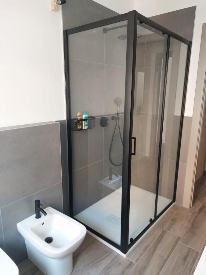 111 Suite Apartment แบร์กาโม ภายนอก รูปภาพ