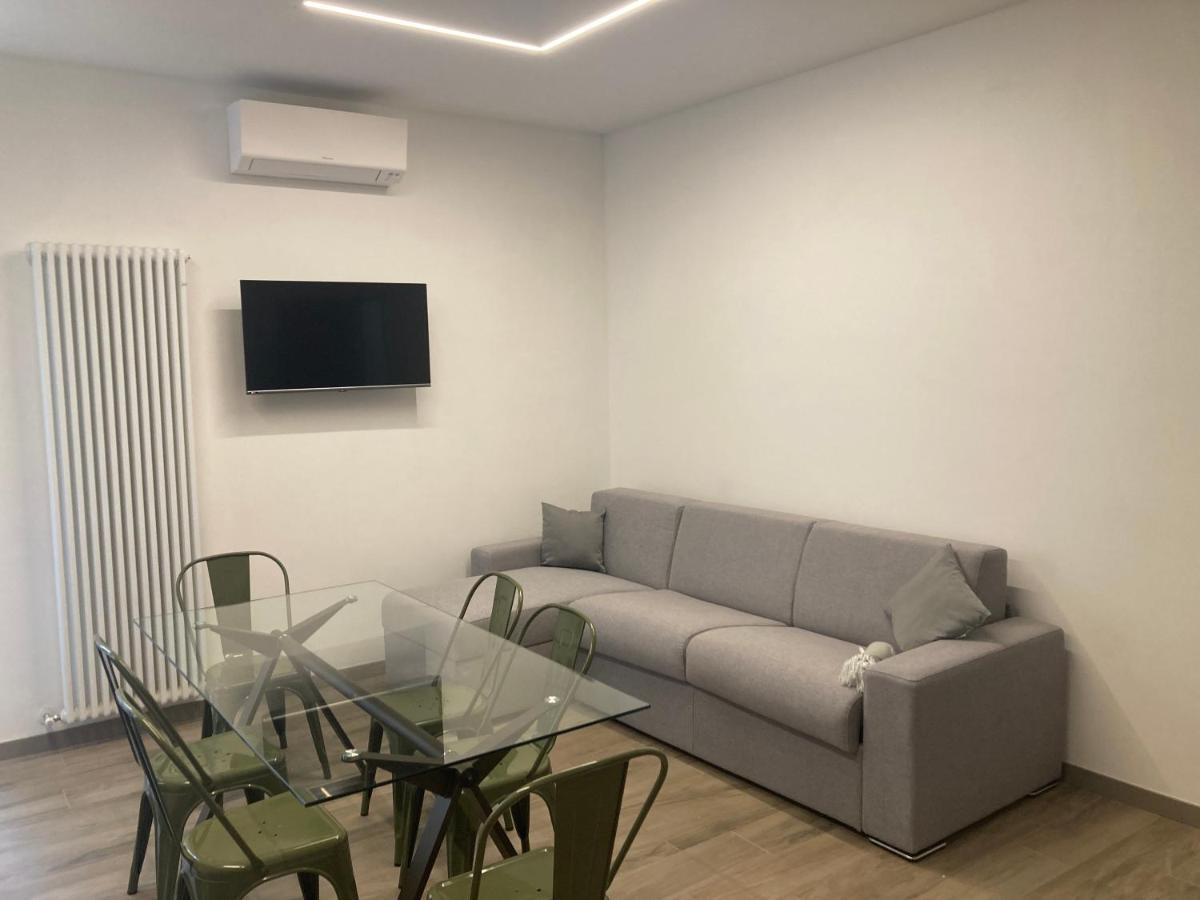 111 Suite Apartment แบร์กาโม ภายนอก รูปภาพ