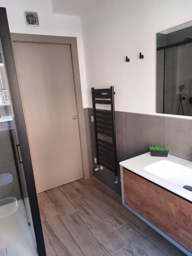 111 Suite Apartment แบร์กาโม ภายนอก รูปภาพ