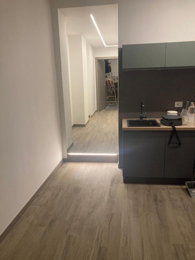 111 Suite Apartment แบร์กาโม ภายนอก รูปภาพ